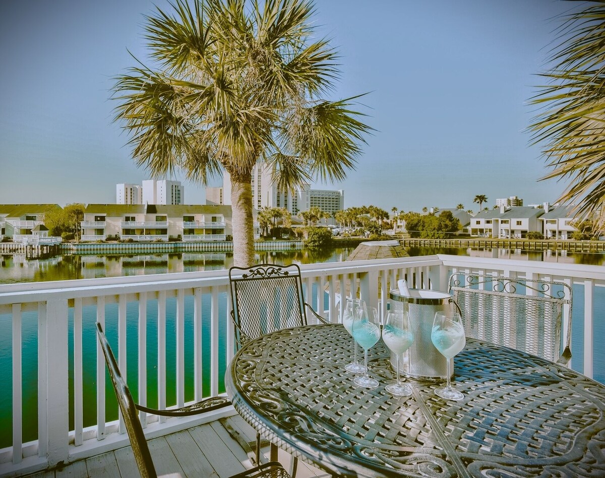 Photo 16 of Snowbirds come enjoy the mild winter weather here in Destin.