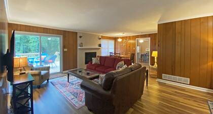 Cozy Lake Hartwell Cottage near Tugaloo State Park