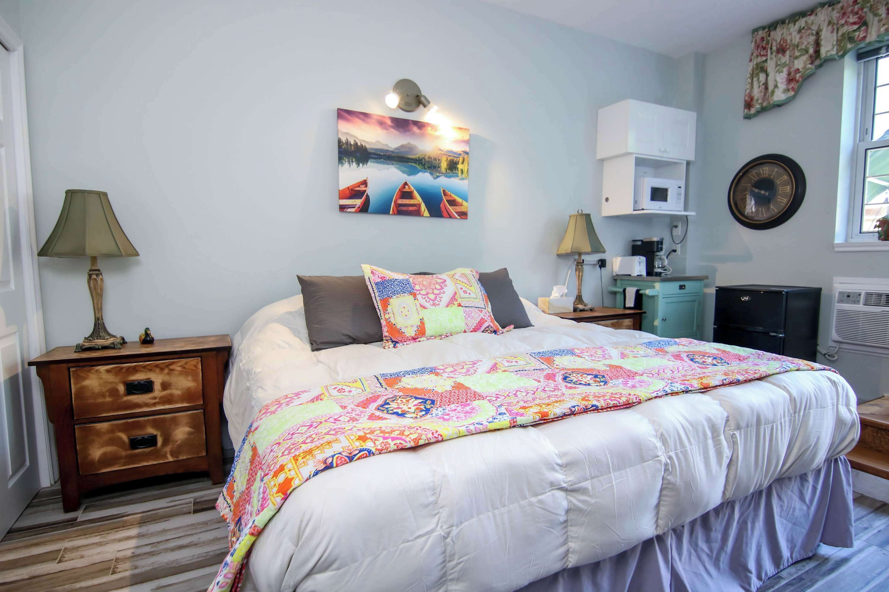 1 soverom, skrivebord og wi-fi