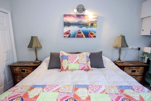 1 bedroom, desk, WiFi - The Jypsy Inn - Muskoka Room<br>Bracebridge (Bracebridge)