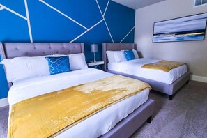 3 bedrooms, desk, iron/ironing board, travel crib