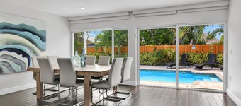 Villa Coastal Cove Sparkling Pool Close to Beach BBQ En-Suite