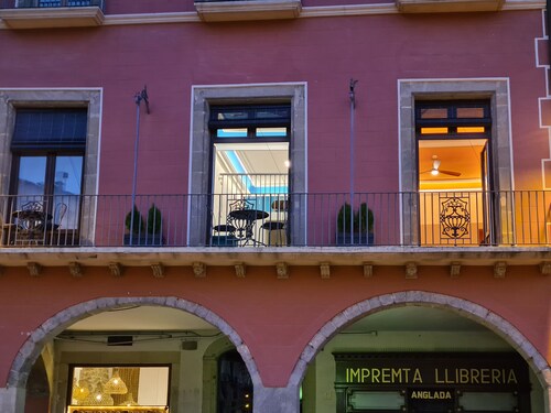 Apartaments Vicus 3, with views of the Plaza Mayor de Vic