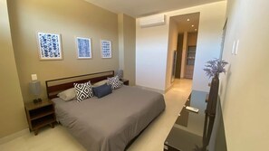 2 dormitorios, cuna de viaje, Internet