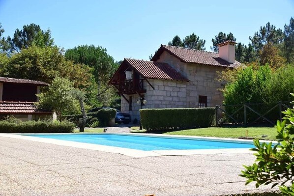 Piscine extérieure