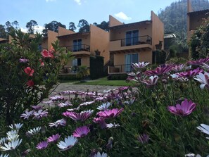 Exterior - Hotel 7 Cabañas (Valle de Bravo)