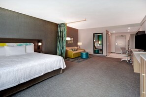 Desk, laptop workspace, blackout drapes, iron/ironing board - Home2 Suites BY Hilton Tucson Downtown (Tucson)
