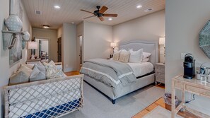 11 bedrooms, desk, iron/ironing board, free WiFi