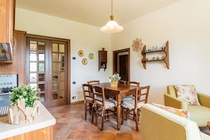 Dining - Santa Margherita - IRIS (Poggibonsi)