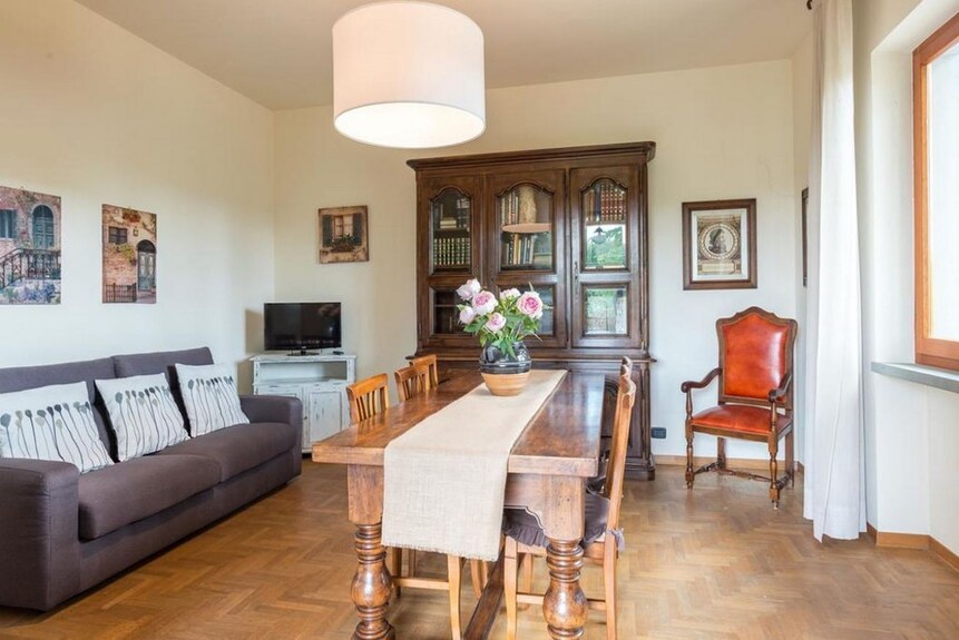 Santa Margherita - Ninfea - Poggibonsi