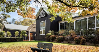 Tumbarumba Motel & Elms Restaurant