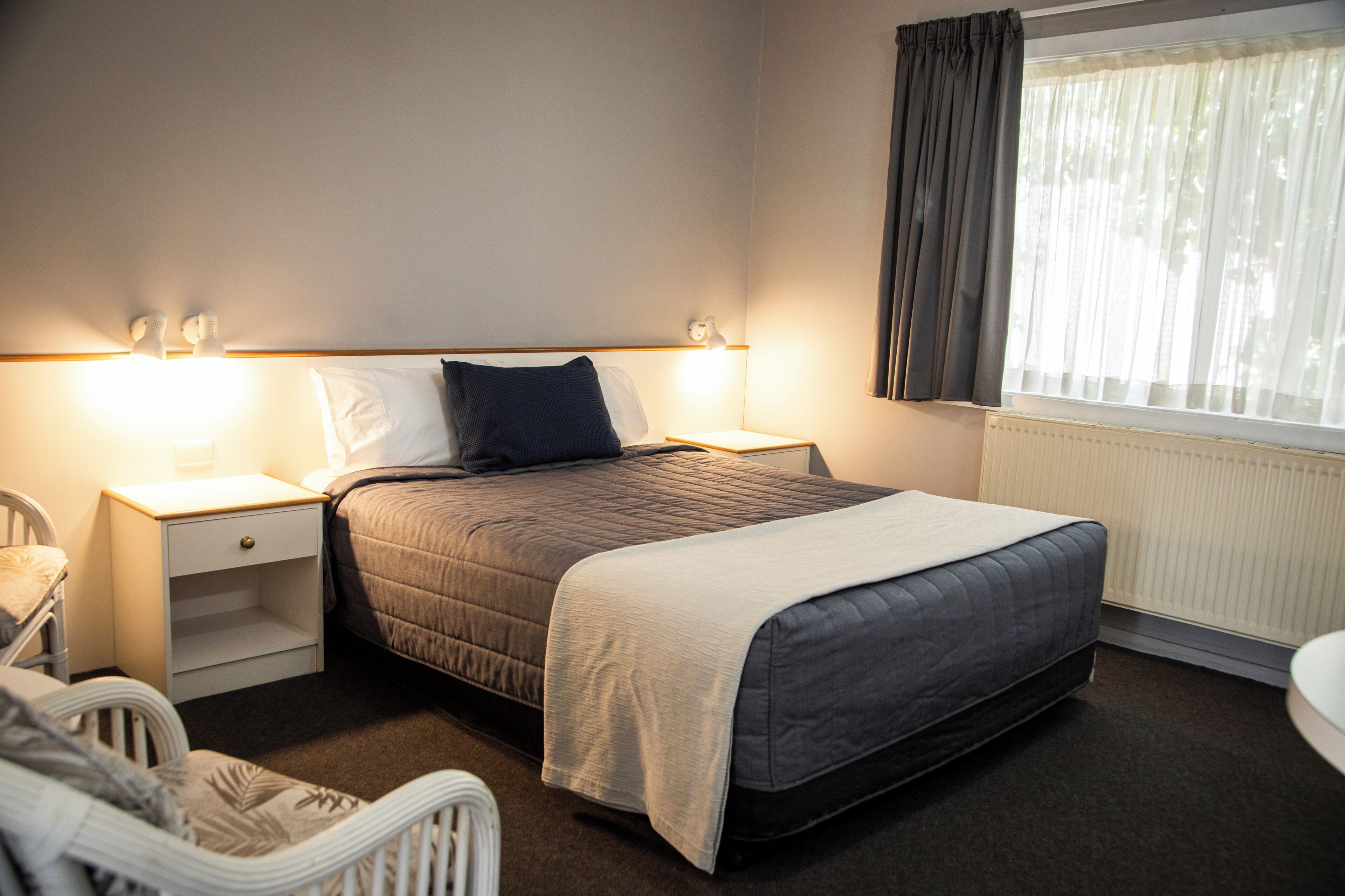 Klassieke tweepersoonskamer | Luxe beddengoed, pillowtop-bedden, een minibar met enkele gratis items