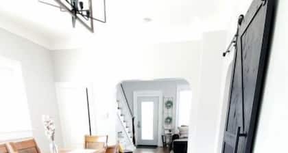 King Bed|Firepit|Central AC