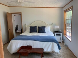 3 bedrooms, free WiFi, bed sheets