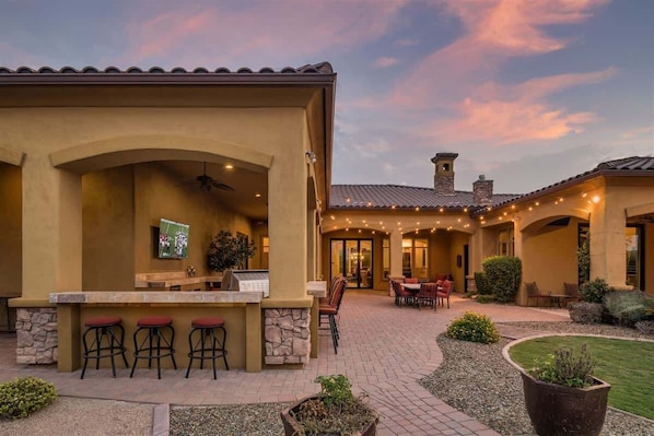 Exterior - Pet Friendly, Extravagant North Scottsdale Estate - Theater, Bball & more! (Cave Creek)