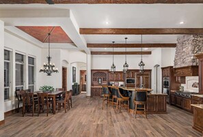 Spacious kitchen and living room space - Pet Friendly, Extravagant North Scottsdale Estate - Theater, Bball & more! (Cave Creek)