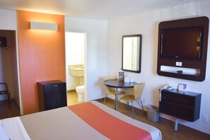 Room - Motel6 San Diego, CA - Airport - Harbor (San Diego)