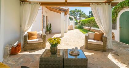 GAVINA D'OR - Cozy villa with garden and barbecue in Cala Egos. Free WIFI.