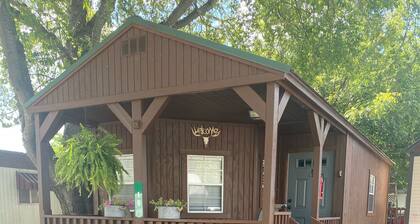 This Cabin is 10 minutes to Medical