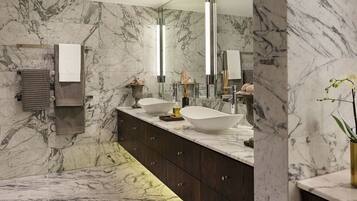 Bathtub, hair dryer, towels