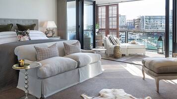 3 bedrooms, desk, iron/ironing board, WiFi