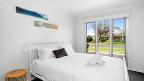 4 soverom, strykejern/-brett og sengetøy