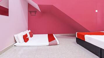 Apartment, 3 Bedrooms | 3 bedrooms, free WiFi