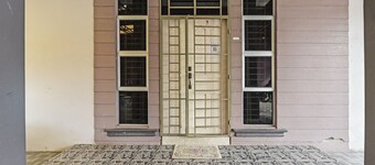 OYO HOME 90280 Darussalam Homestay