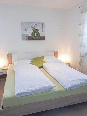 2 間睡房、上網、床單