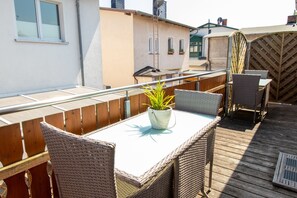 Outdoor dining - Ferienwohnung Ostseeoase - Ferienwohnungen Villa Vedro (Zinnowitz)