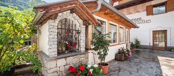 Appartement de vacances 'Sonnenparadies 1' avec vue sur la montagne, Wi-Fi et jardin