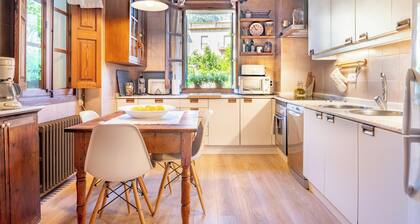 Ferienhaus Ca Sa Mar mit Bergblick, WLAN, Terrassen und Garten