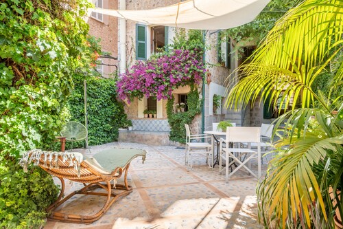 Spacious townhouse in the heart of Sóller.