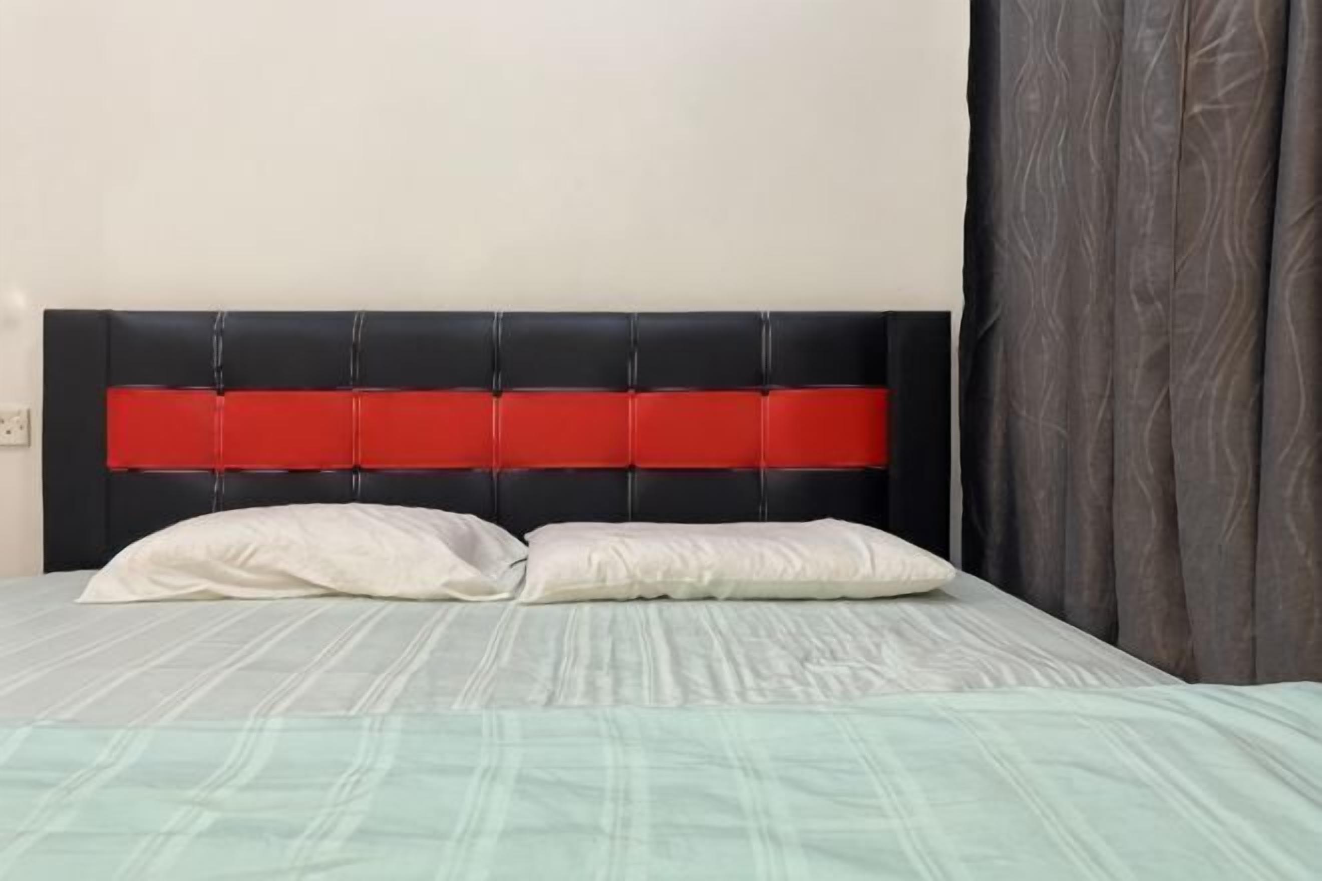 Desk, bed sheets