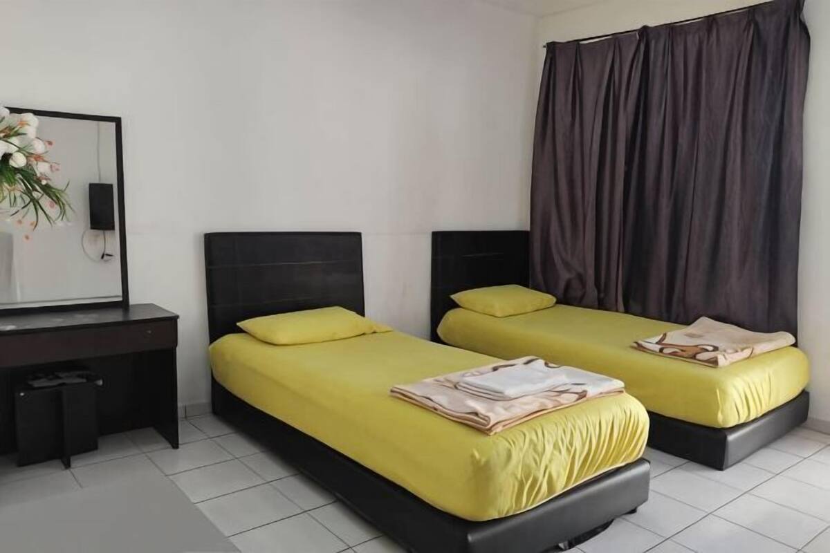 Bureau, draps fournis