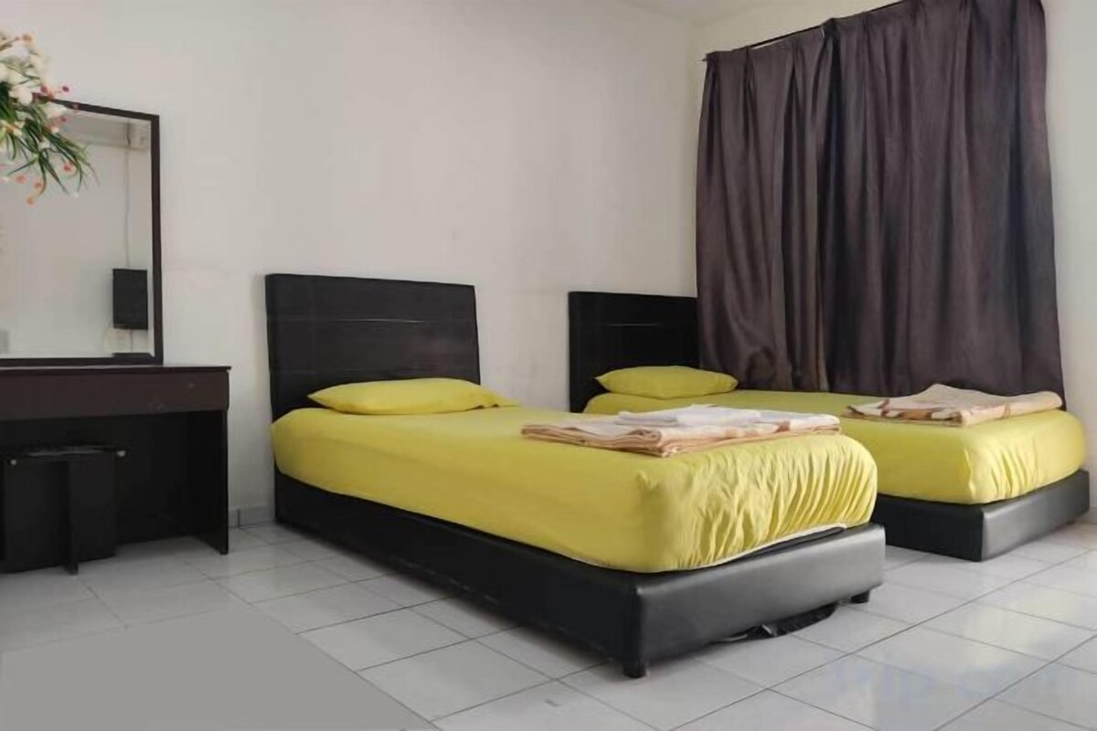 Bureau, draps fournis