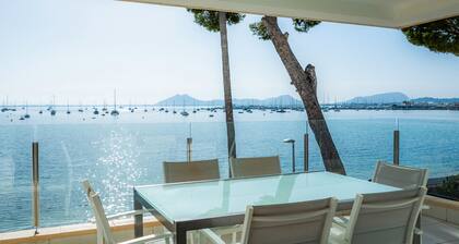 Apartment Catalina 2B tres dormitorios by the Beach with Terrace & Wi-Fi