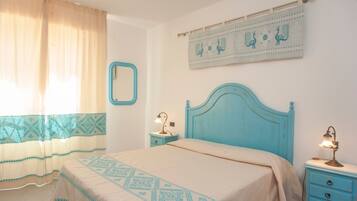 1 habitación y ropa de cama