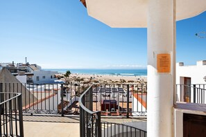 Property grounds - Apartment "Ático Heaven on Earth in Zahara" with Mountain and Sea Views (Zahara de los Atunes)