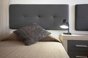 1 bedroom, iron/ironing board, free WiFi, bed sheets - Studio Apartment Betty G in Central Location & with Wi-Fi (Puerto del Rosario)