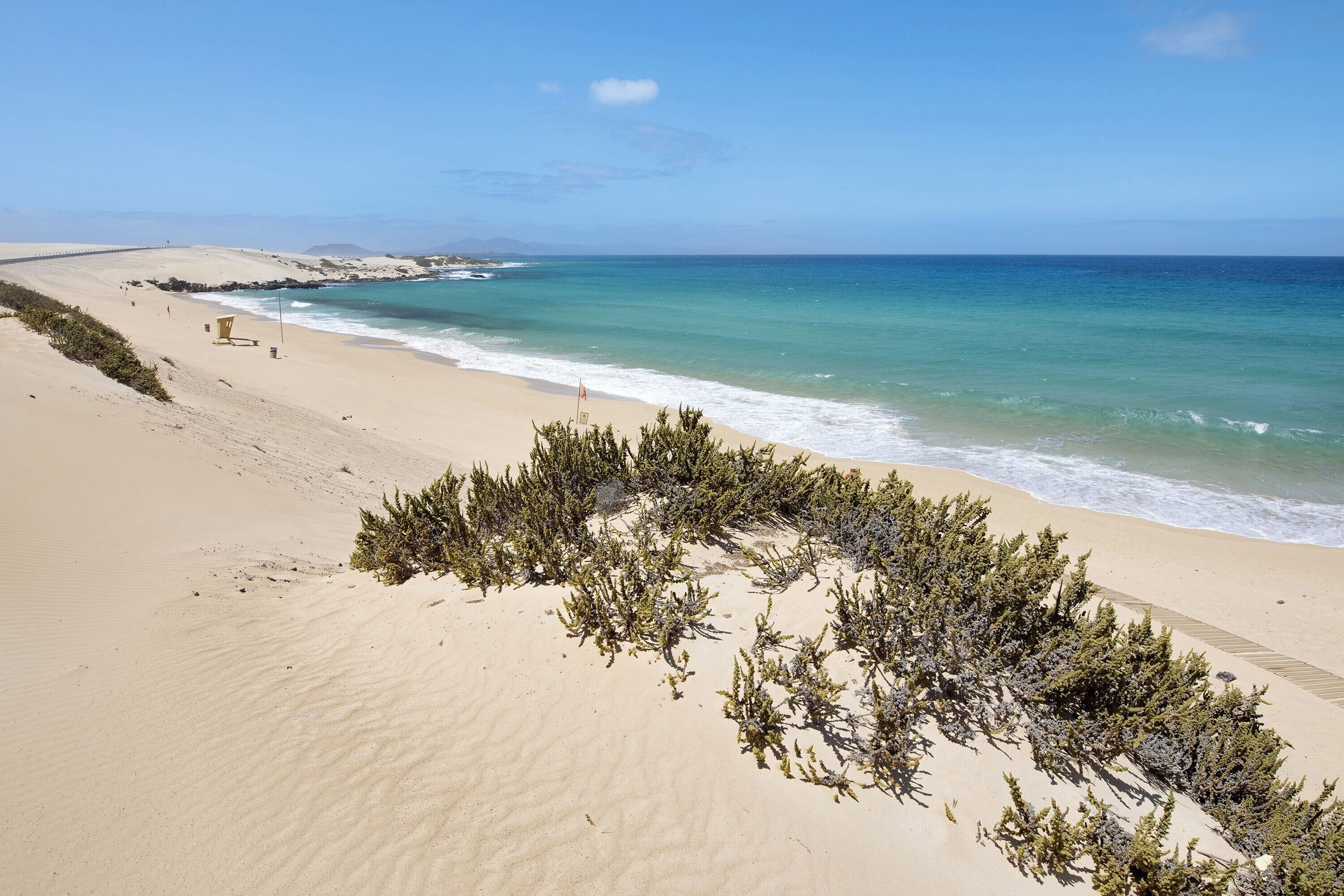 Una spiaggia nelle vicinanze