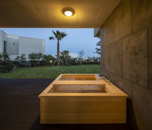 Artrium | Terrace/patio - Velum Resort Jeju (Seogwipo)
