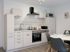 Køleskab, mikrobølgeovn, ovn, opvaskemaskine