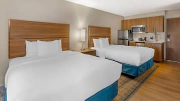 Suite, 2 queensize-senger, ikke-røyk (Efficiency) | Skrivebord, strykejern/-brett og ekstrasenger (mot et tillegg)