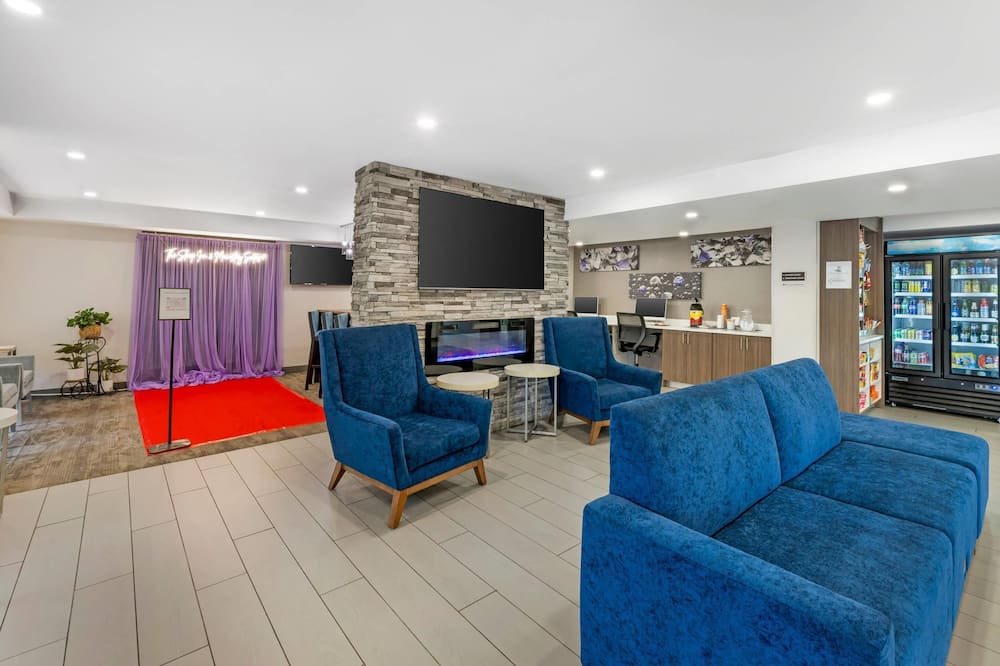 MainStay Suites Oak Brook Terrace-Chicago
