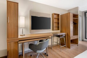 Suite, 2 Queen Beds, Non Smoking (Efficiency) | Desk, iron/ironing board, rollaway beds, free WiFi - MainStay Suites Oak Brook Terrace-Chicago (Villa Park)