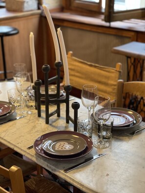 Dining - Appartement Typique "coeur de Lyon" Avec Ascenseur et Parking (Lyon)