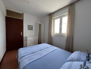 2 Schlafzimmer, Bügeleisen/Bügelbrett, WLAN, Bettwäsche