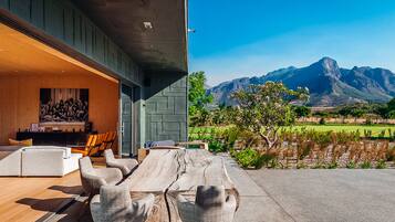 Habitación Confort, 1 cama King size, patio, vista a la montaña (4) | Vista desde la habitación