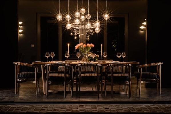 Deluxe Villa, Multiple Bedrooms | Dining room